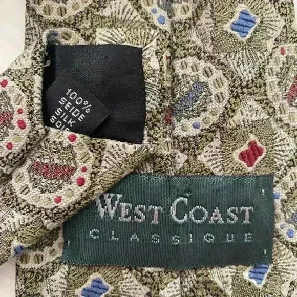 West Coast Classique Y2K Silk Neck Tie - Picture 5 of 5